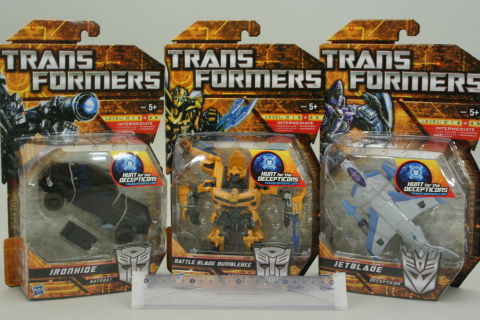 transformers figurky bumblebee,ironhide,jetblade